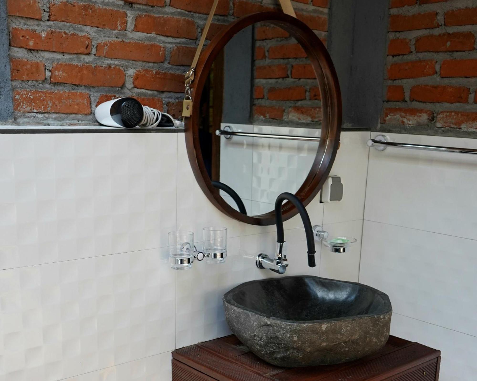 Al Sasaki Apartment Tetebatu Ngoại thất bức ảnh